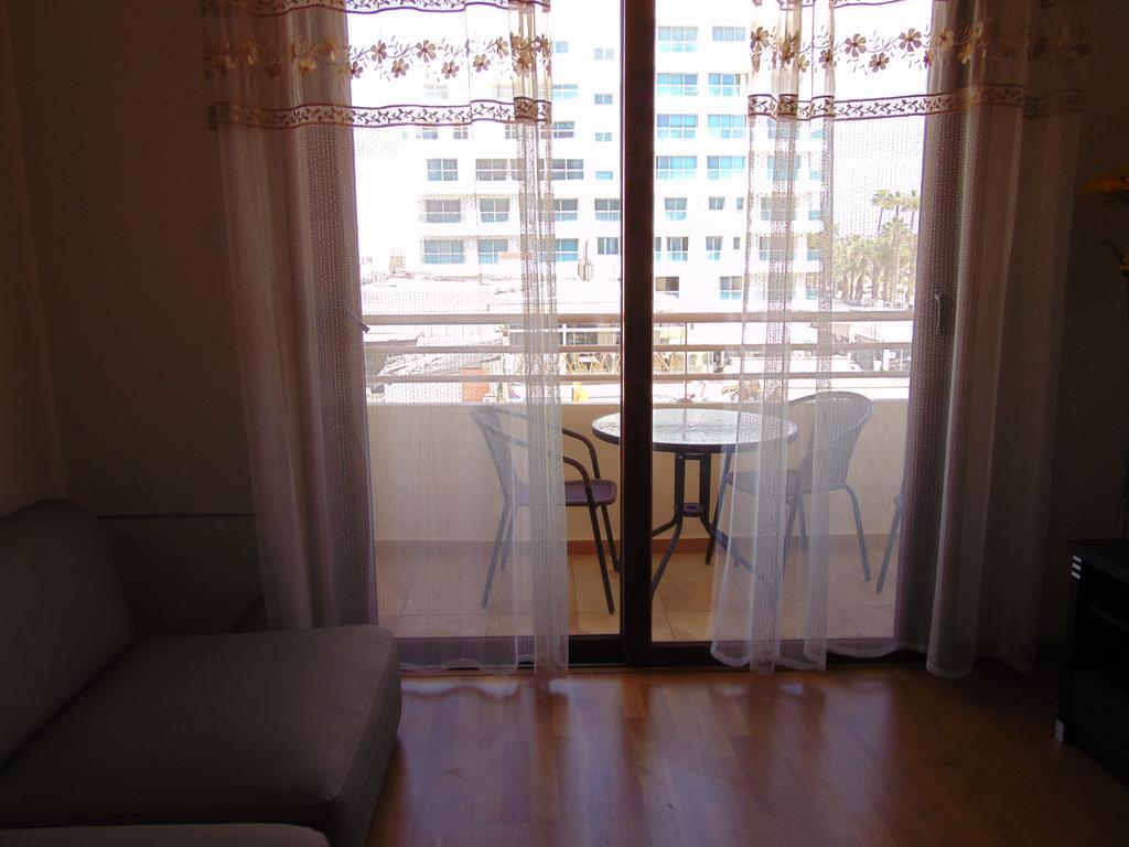 Ithaki Phinikoudes Apartment No. 205 Larnaca Room photo